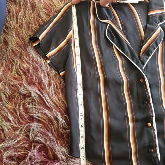 Hiatus | Button Down Front Tie Blouse - Picture 3 of 3